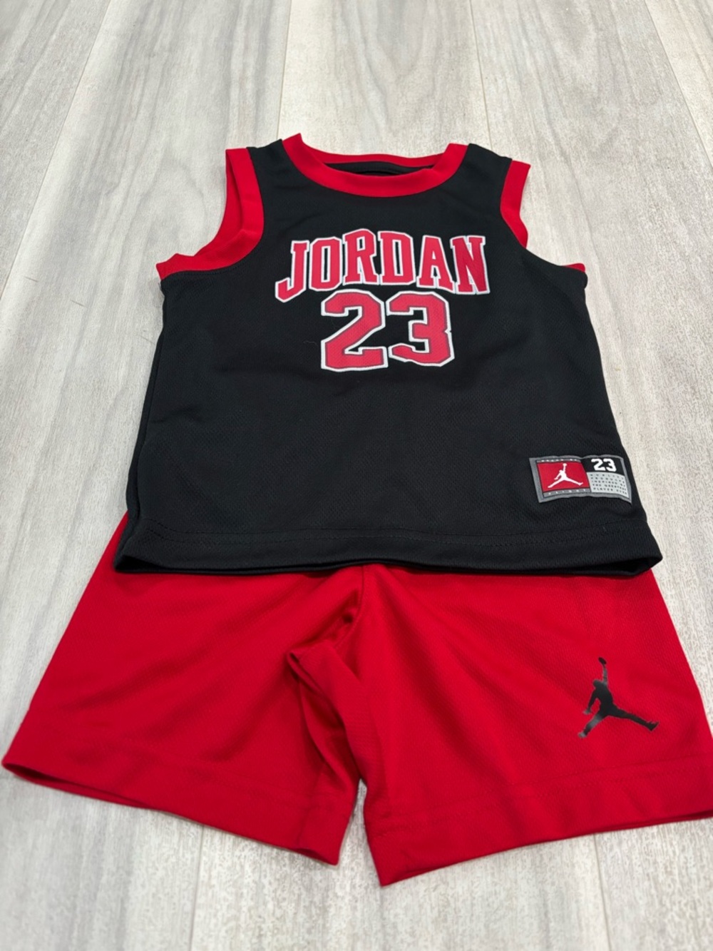 Kid’s Jordan Boys' 2-Piece Tank and Shorts Set - Black/Red
